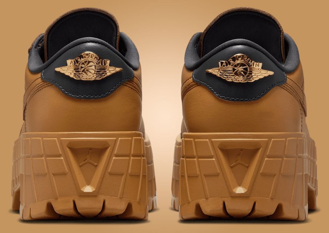 Air Jordan 1 Brooklyn Low Wheat