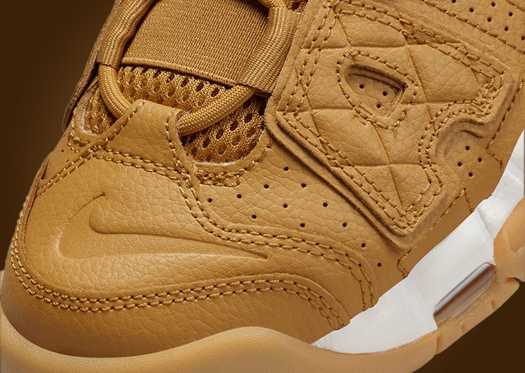 ウィメンズ Nike Air More Uptempo Quilted Wheat Light Brown Nike Air More Uptempo Quilted Wheat Gum Light Brown (Women's