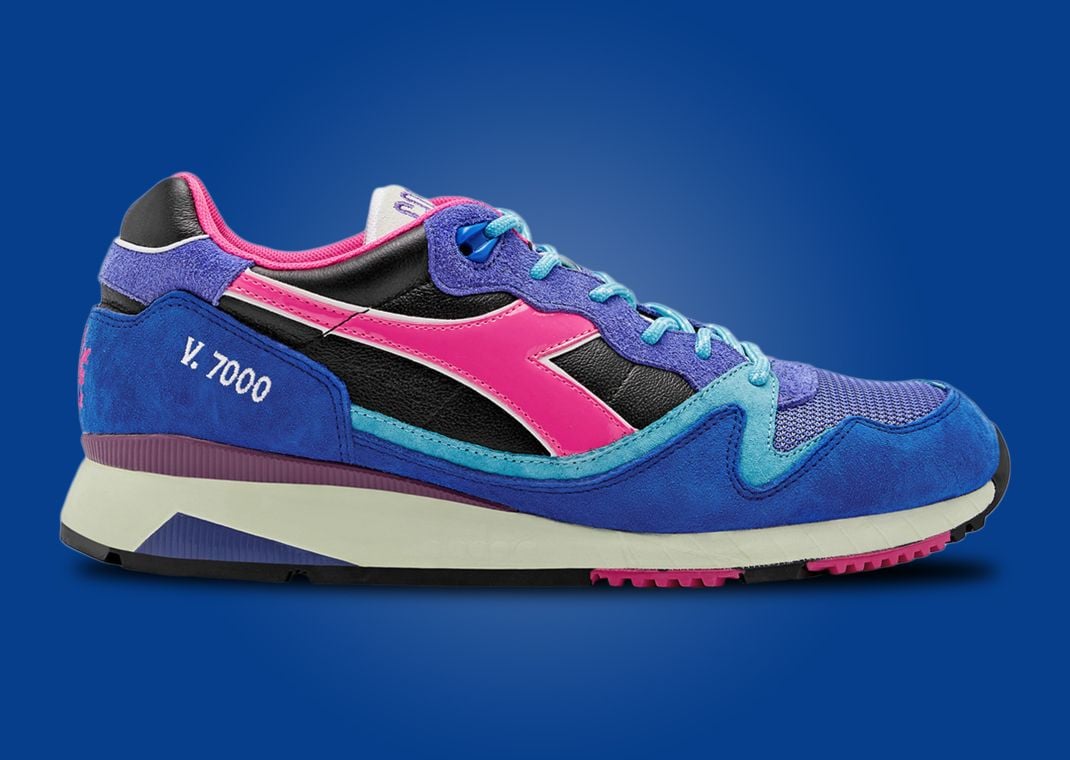 【新品未着用】Diadora V7000 premium COSTS And Diadora Look To The Ocean For The V7000 Coral Pink