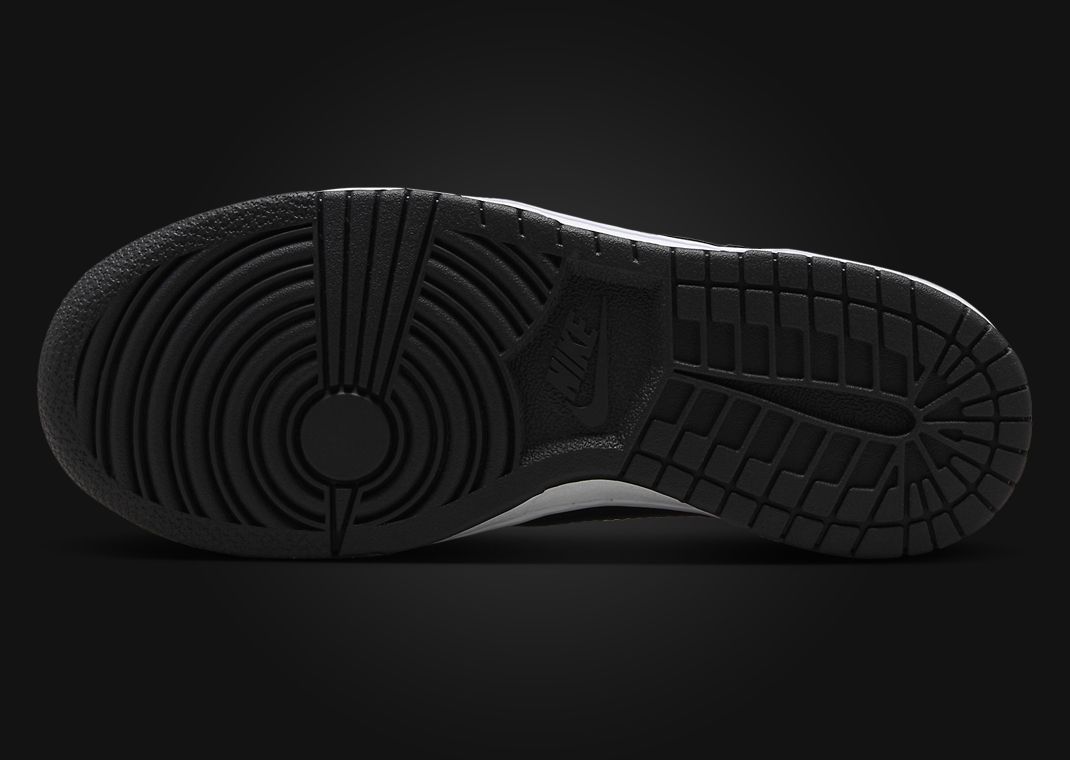 Nike Dunk Low SE Back To School Black (GS) Outsole