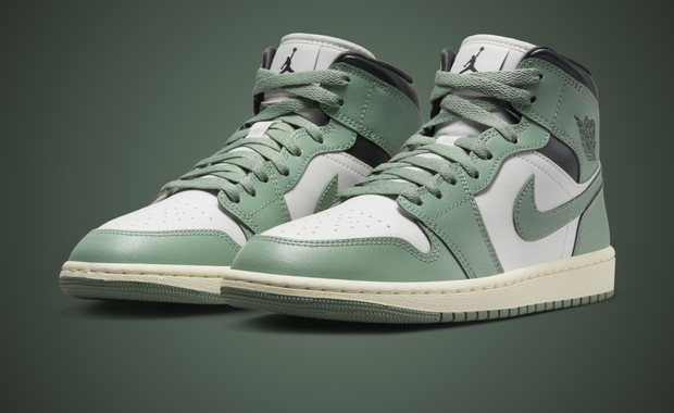 Air Jordan 1 Mid Jade Smoke (W)