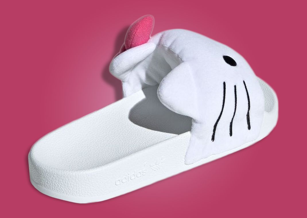 Hello Kitty x adidas Adilette Slide Heel Angle