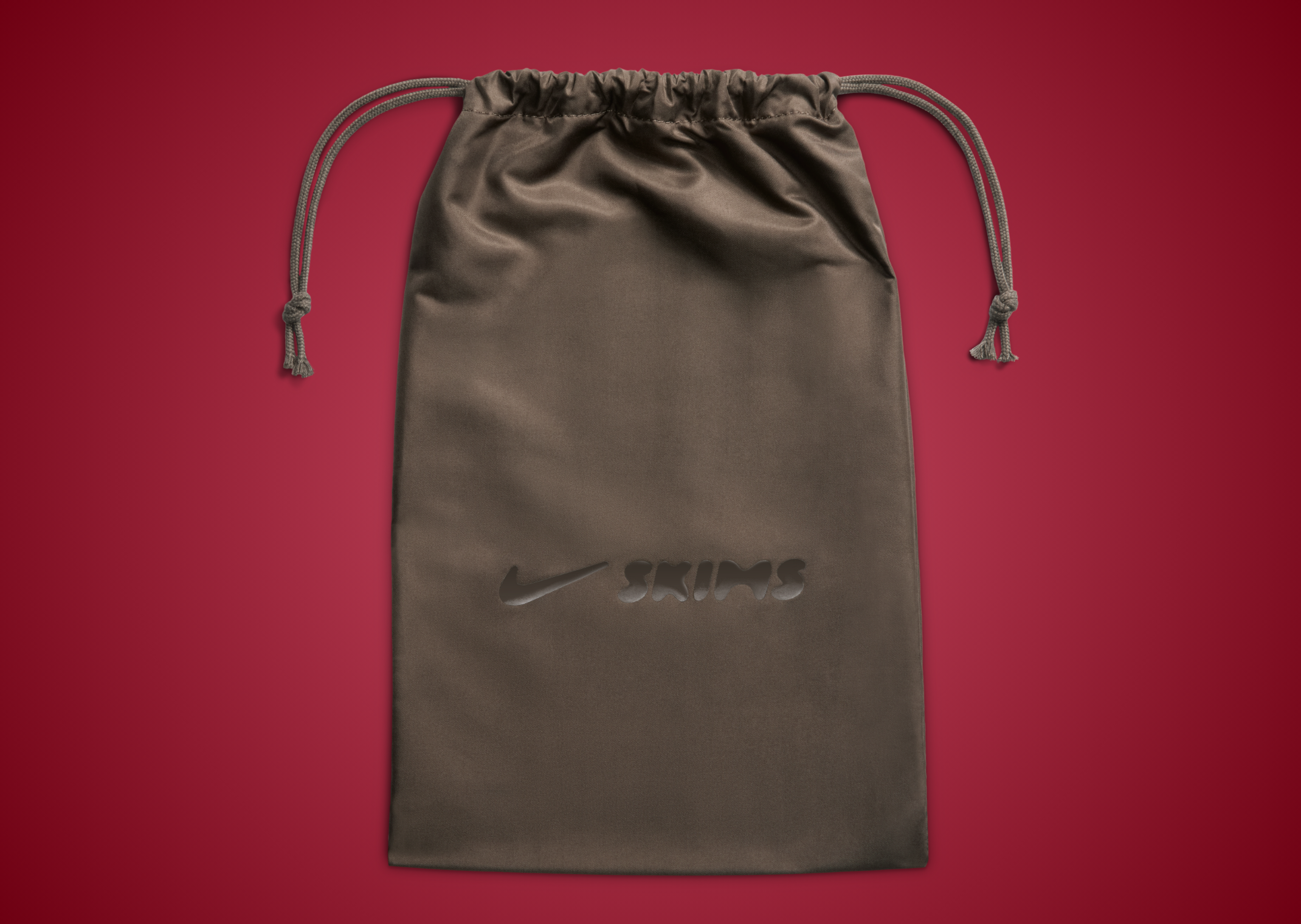 NikeSKIMS Rift Satin University Red - Bag