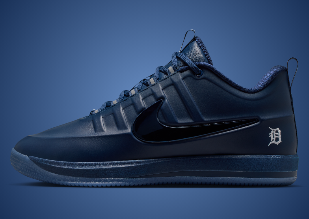Nike Book 2 SE Detroit - Lateral