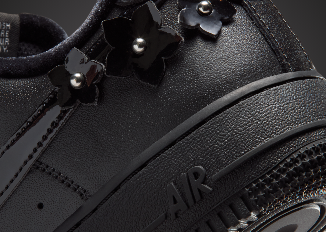 Nike Air Force 1 Low '07 Flowers Black - Heel Detail