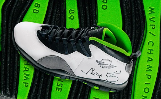 Oregon Baseball Just Got a New Air Jordan 10 PE for the NCAA Playoffs