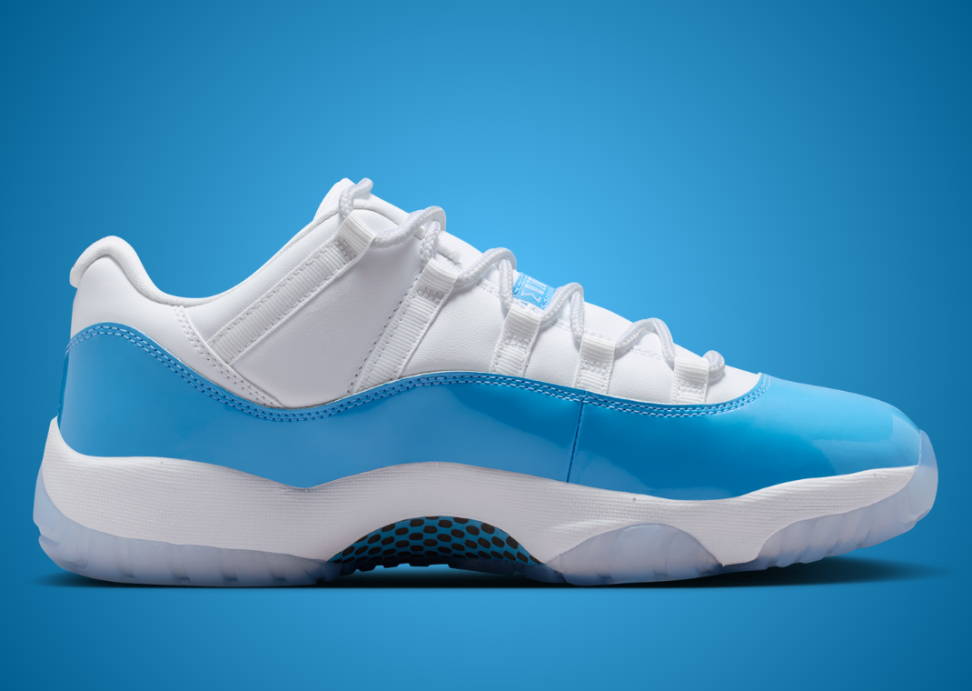 Air Jordan 11 Retro Low White University Blue - Medial