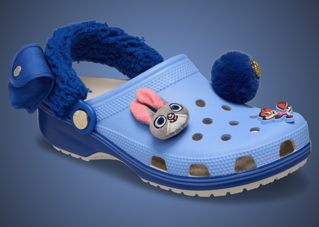 Zootopia 2 x Crocs Classic Clog Officer Hopps - Angle