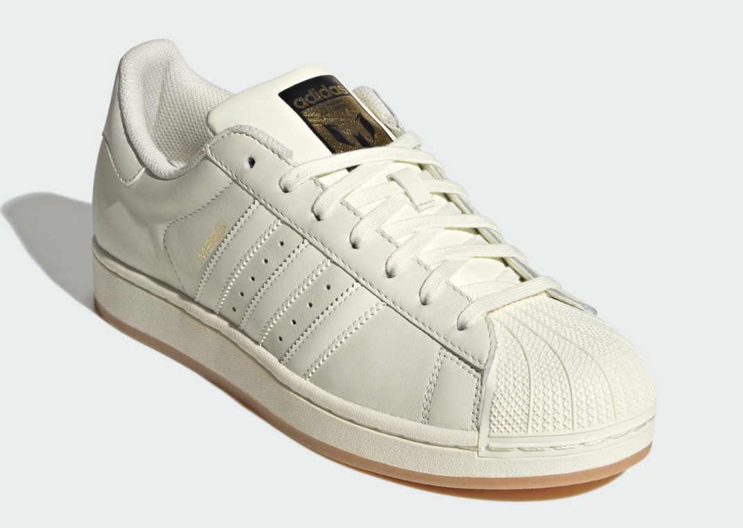 Lionel Messi x adidas Superstar El Ultimo Tango - Angle