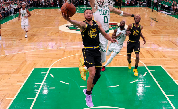 This Under Armour Curry 4 FloTro Comes In Lilac