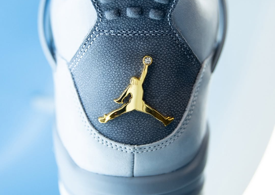 The University of North Carolina Gets a New Air Jordan 4 PE  display picture 3