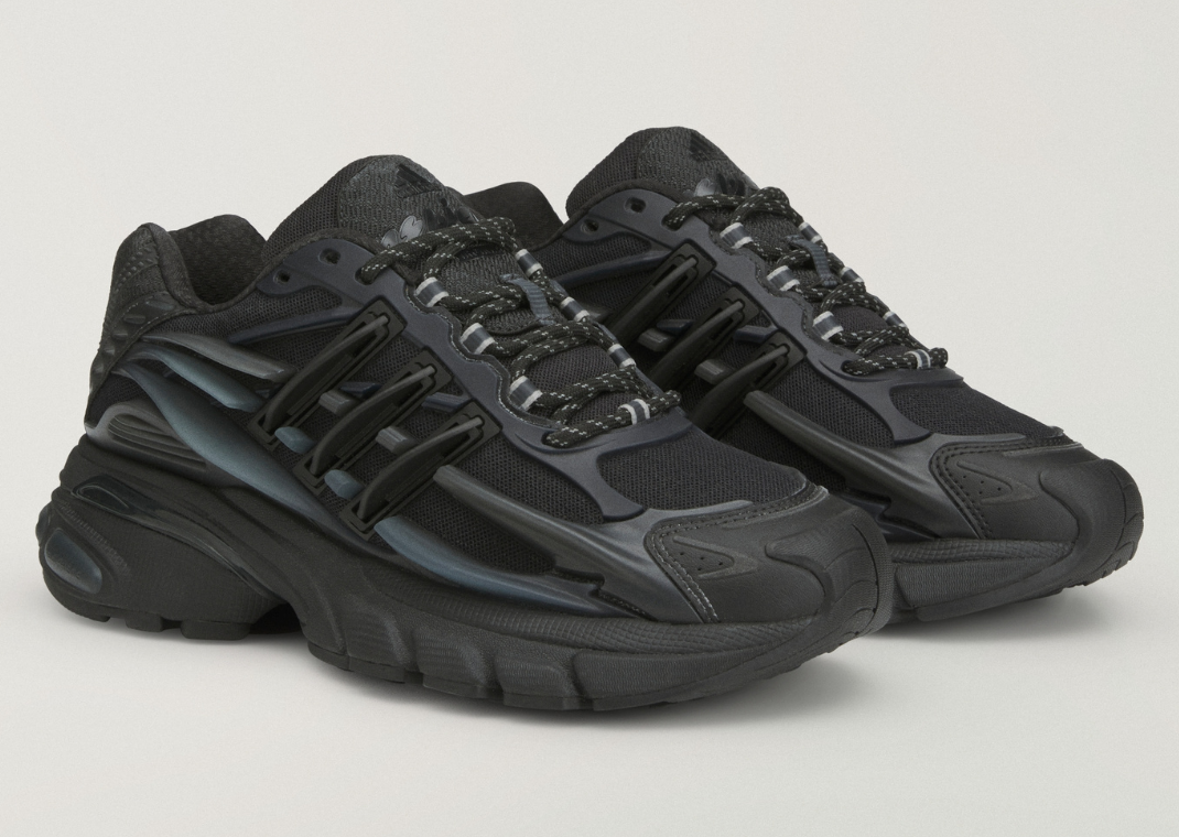 adidas Adistar Jellyfish Pharrell Williams Triple Black - Angle