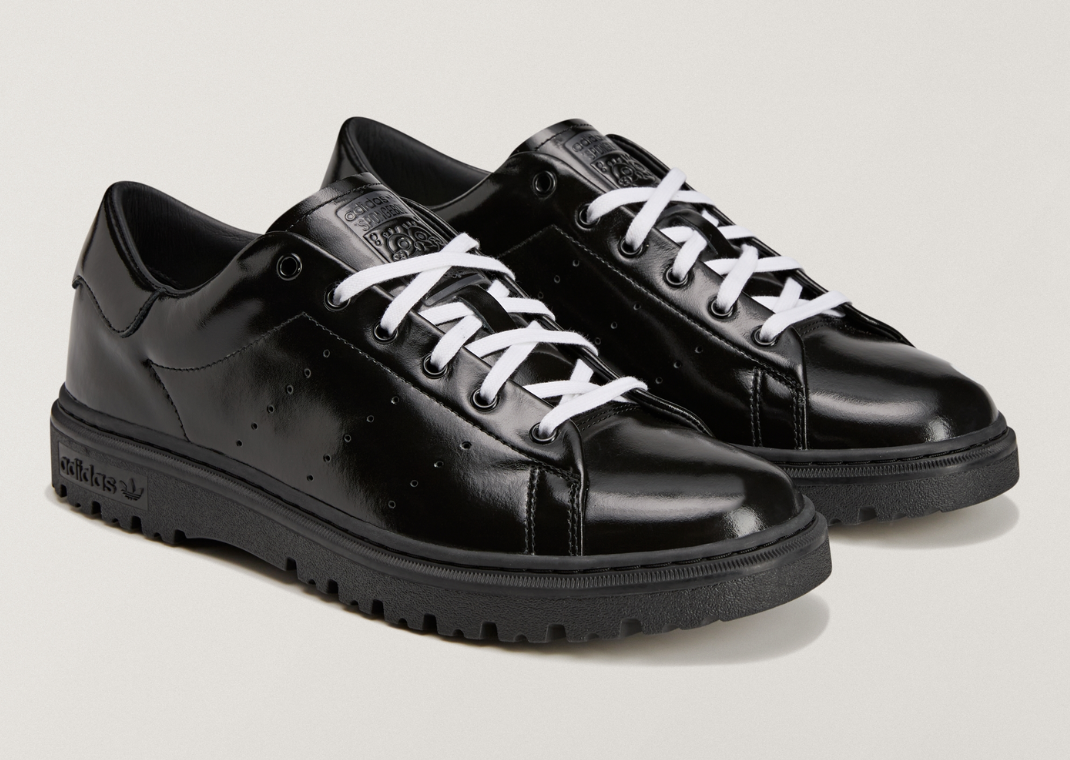 SpongeBob Squarepants x adidas Stan Smith Freizeit Angle