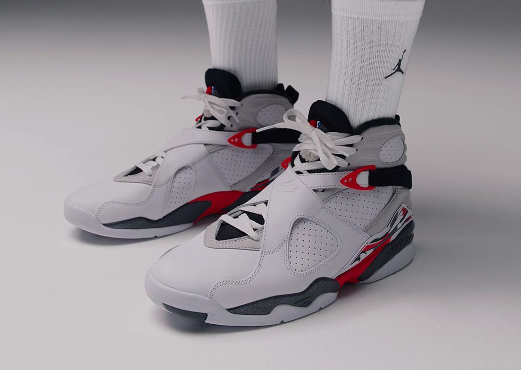 The Air Jordan 8 Retro Bugs Bunny Returns Holiday 2025