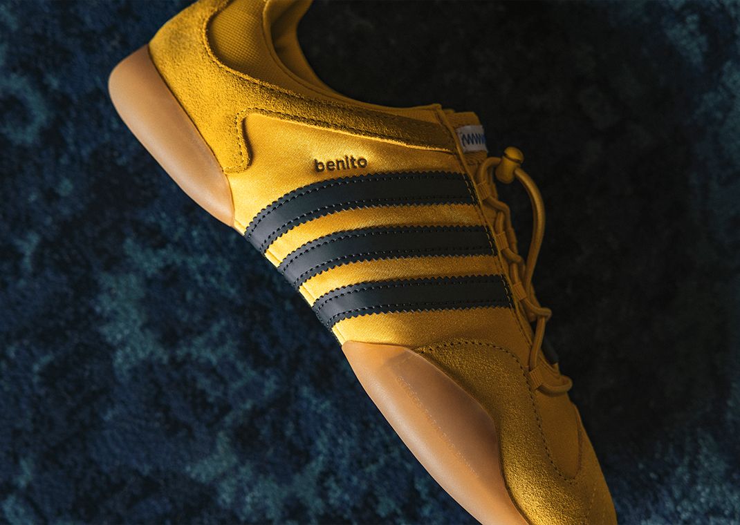 Bad Bunny x adidas Ballerina Bold Gold Lateral