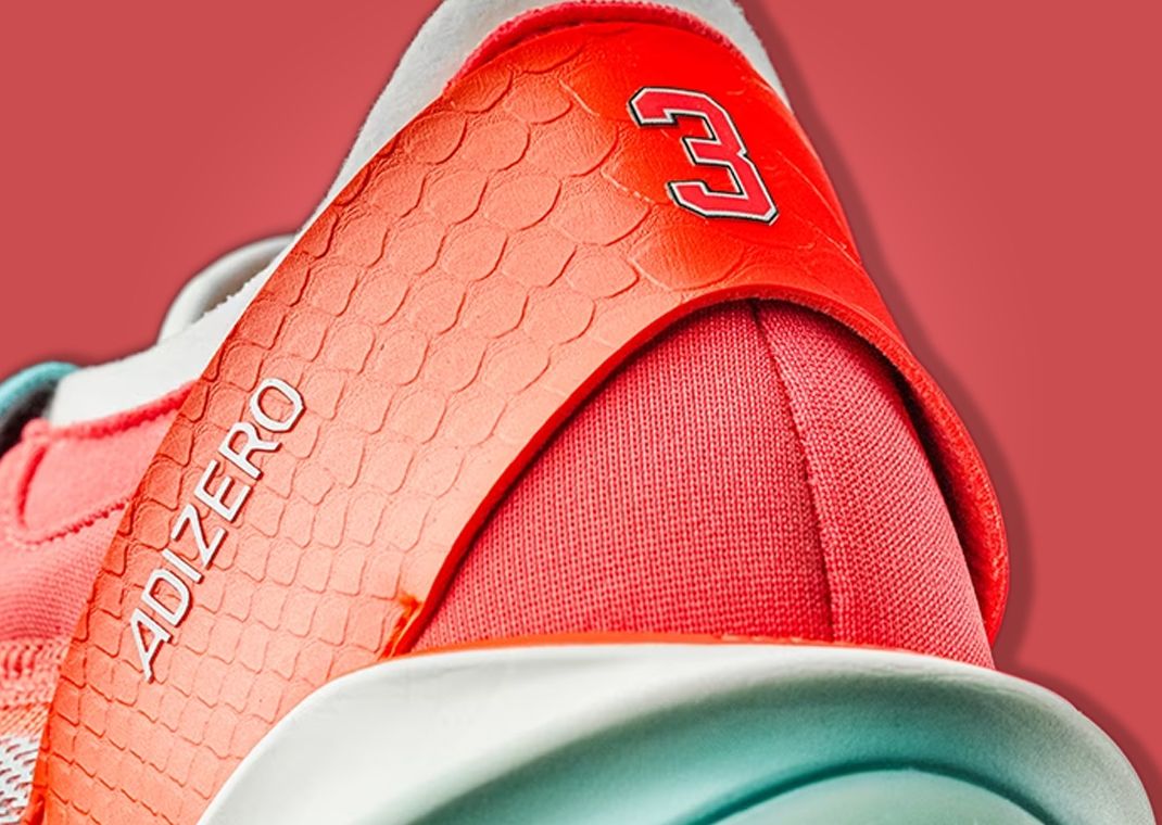 adidas adiZero Select 2.0 Hu Mingxuan PE Heel Detail