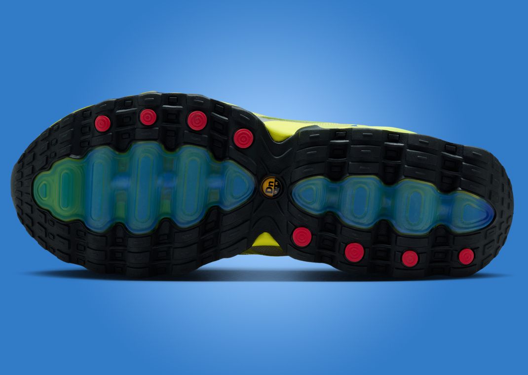 Patta x Nike Air Max DN8 Cyber Outsole