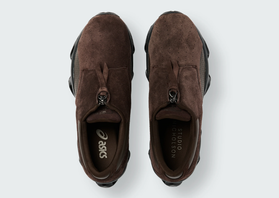 Studio Nicholson x Asics Gel-Kinetic SP Brown - Top