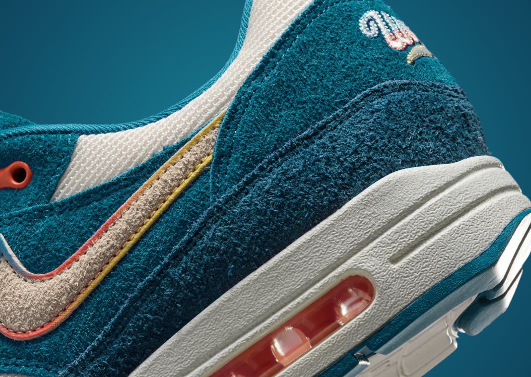 Nike Air Max 1 Brewers City Connect Heel