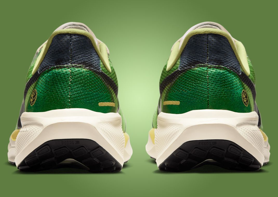 Nike Pegasus 41 International Running Pack Heel