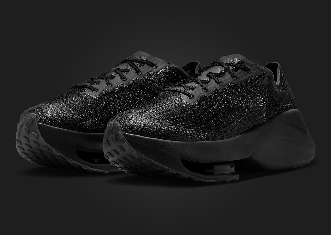 Matthew M Williams x Nike Zoom MMW 6 TRD Run Triple Black Angle