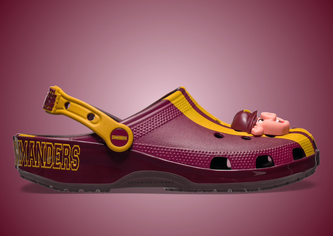 NFL x Crocs Classic Clog Washington Commanders - Lateral
