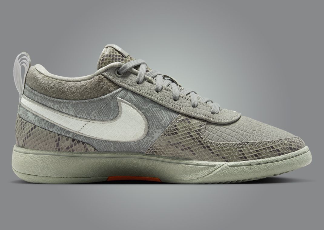 Nike Book 1 Premium The Hike Medial