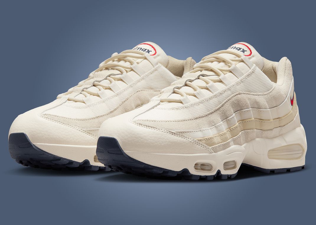 Nike Air Max 95 OG Independence Day Angle