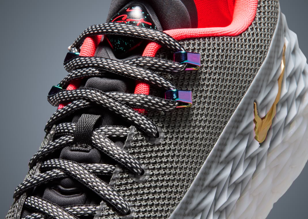 Nike S.T. Charge Iron Grey