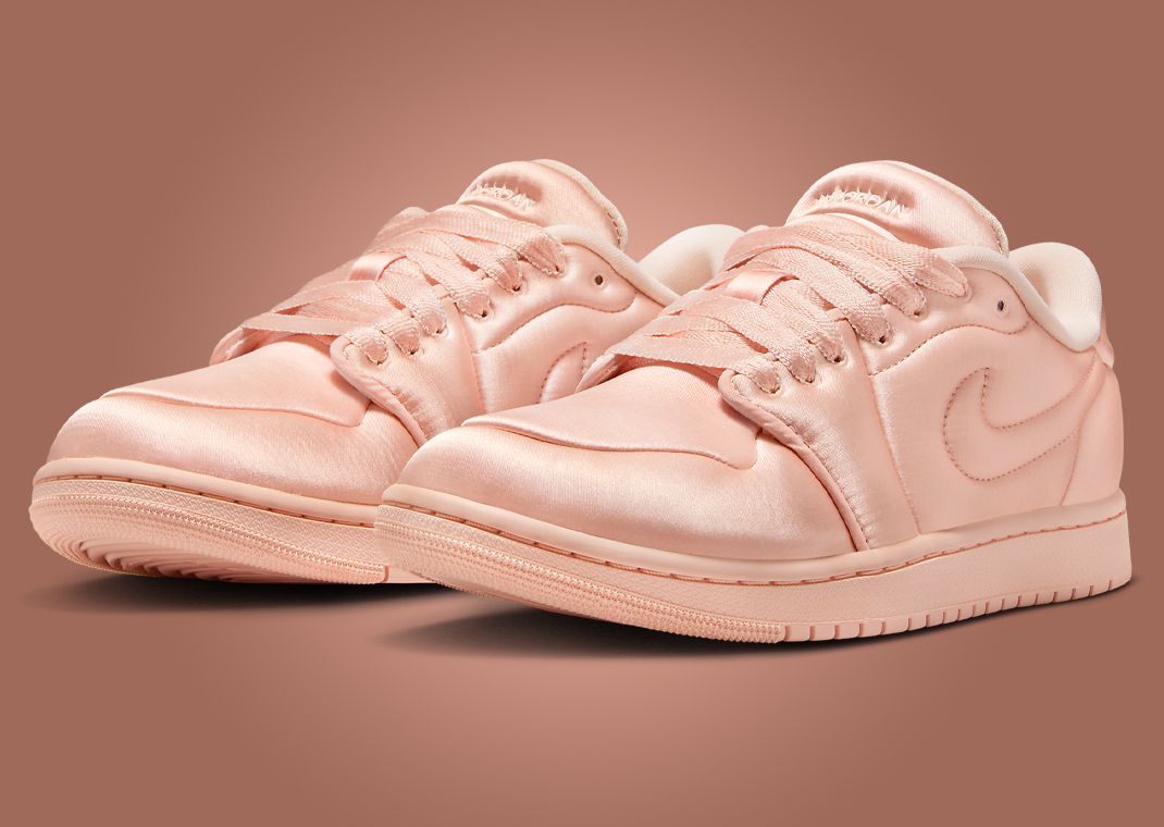 【Nike】★超レア★ナイキ Air Jordan 1 LOW★Guava Ice Nike Air Jordan 1 Low SE Guava Ice/White/Pink Oxford/Jade
