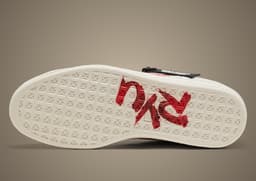 Street Fighter x Puma Suede Ryu - Bottom