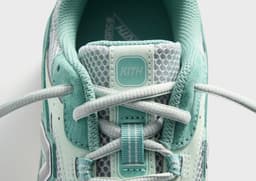Kith x New Balance 204L Green Tongue