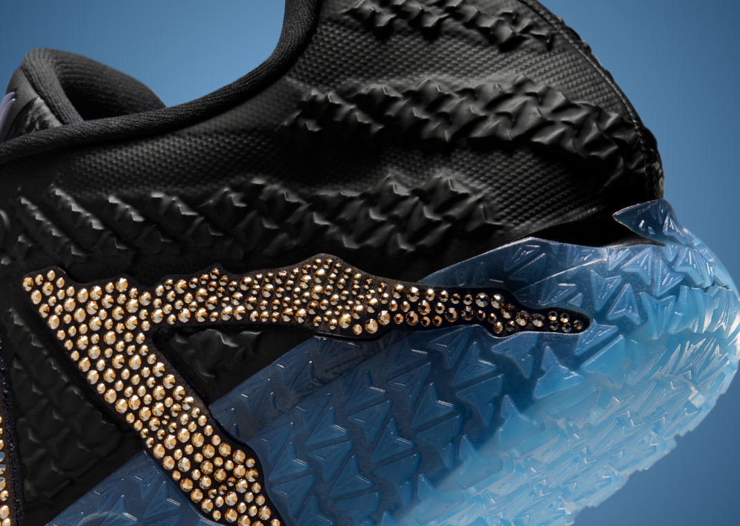 Swarovski x Nike Ja 3 - Heel Detail