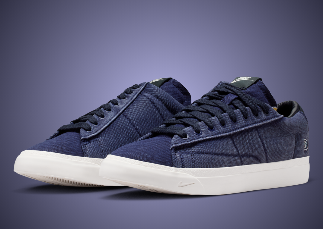 Devin Booker x Nike Blazer Low College Navy - Angle