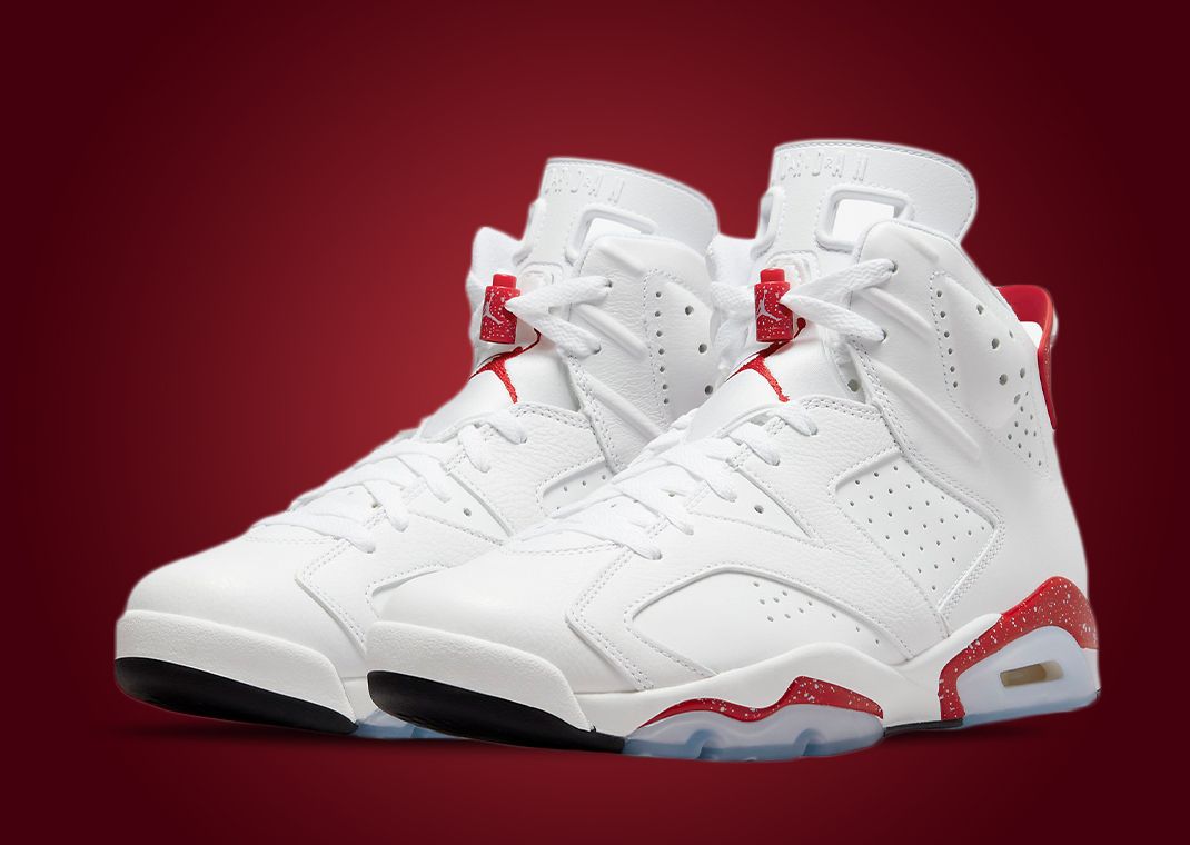 Air Jordan 6 Retro "Red Oreo"