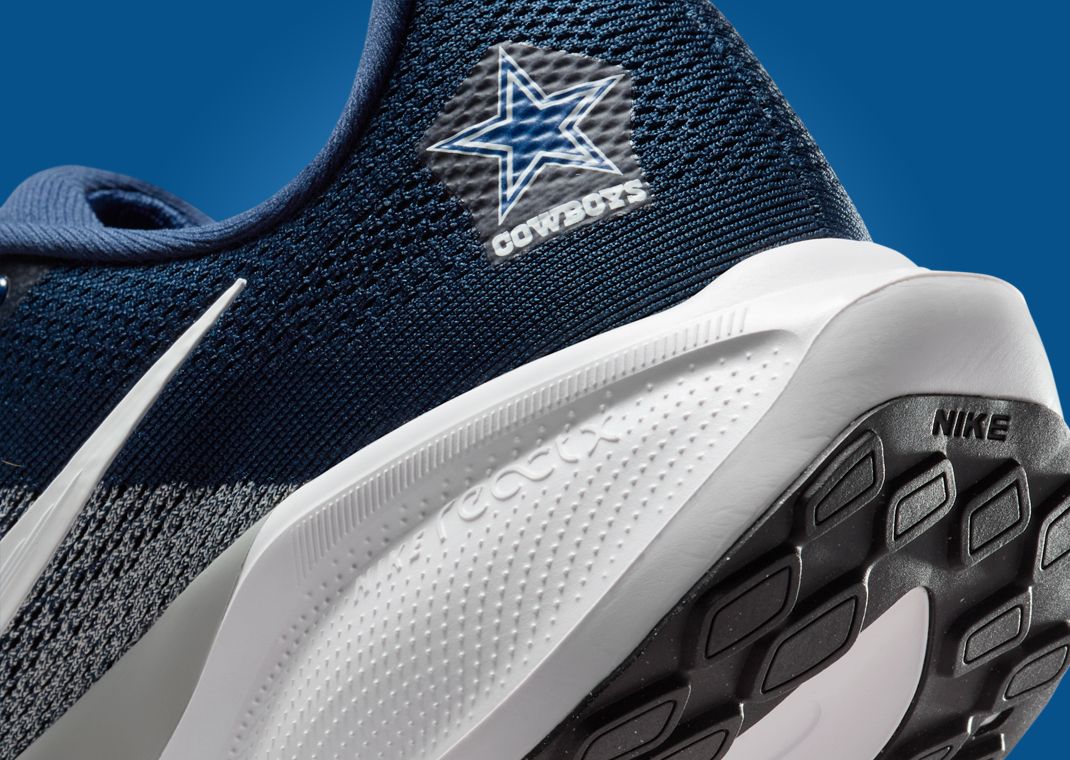 NFL x Nike Pegasus 41 Dallas Cowboys Heel Angle