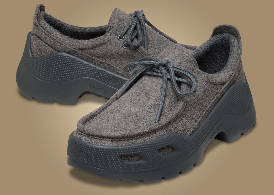 Crocs Gallery Black Sand - Angle