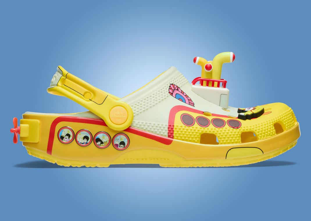 The Beatles x Crocs Classic Clog Yellow Submarine Lateral