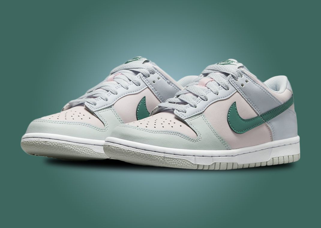 Nike Dunk Low Football Grey Mineral Teal Pearl Pink (GS)