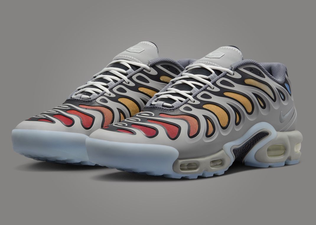 Nike Air Max Plus Drift Grey Sunset Angle