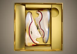 Nike LeBron 23 Old Glory - Box