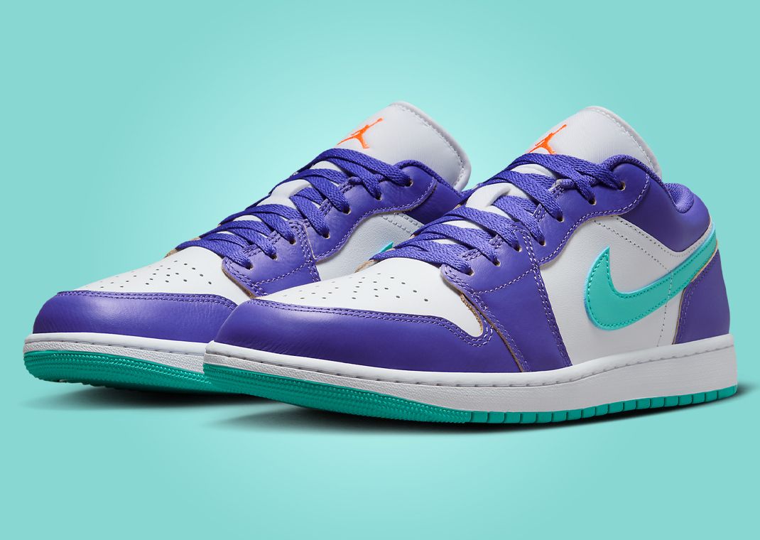 Air Jordan 1 Low Hornets Angle