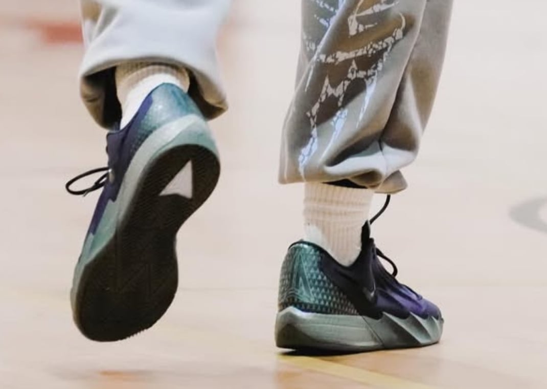 Nike Twelve Time Debut