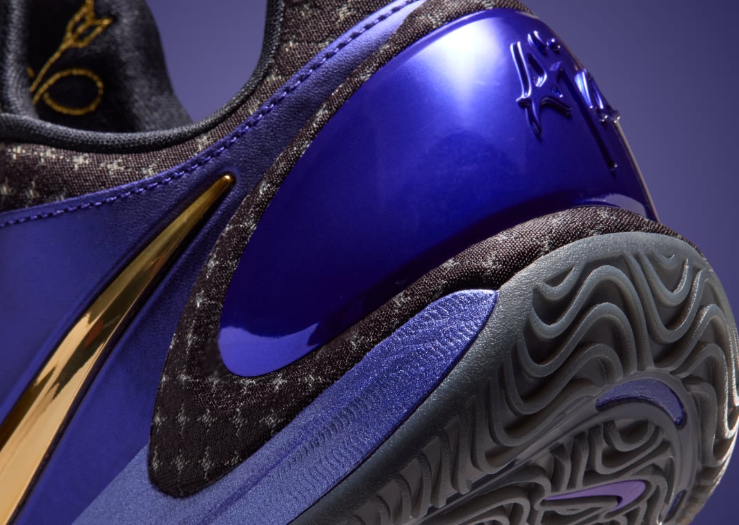 Nike A'Two Team Bank Pack