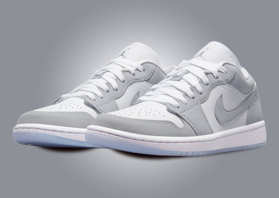 Air Jordan 1 Low White Wolf Grey (W) Angle