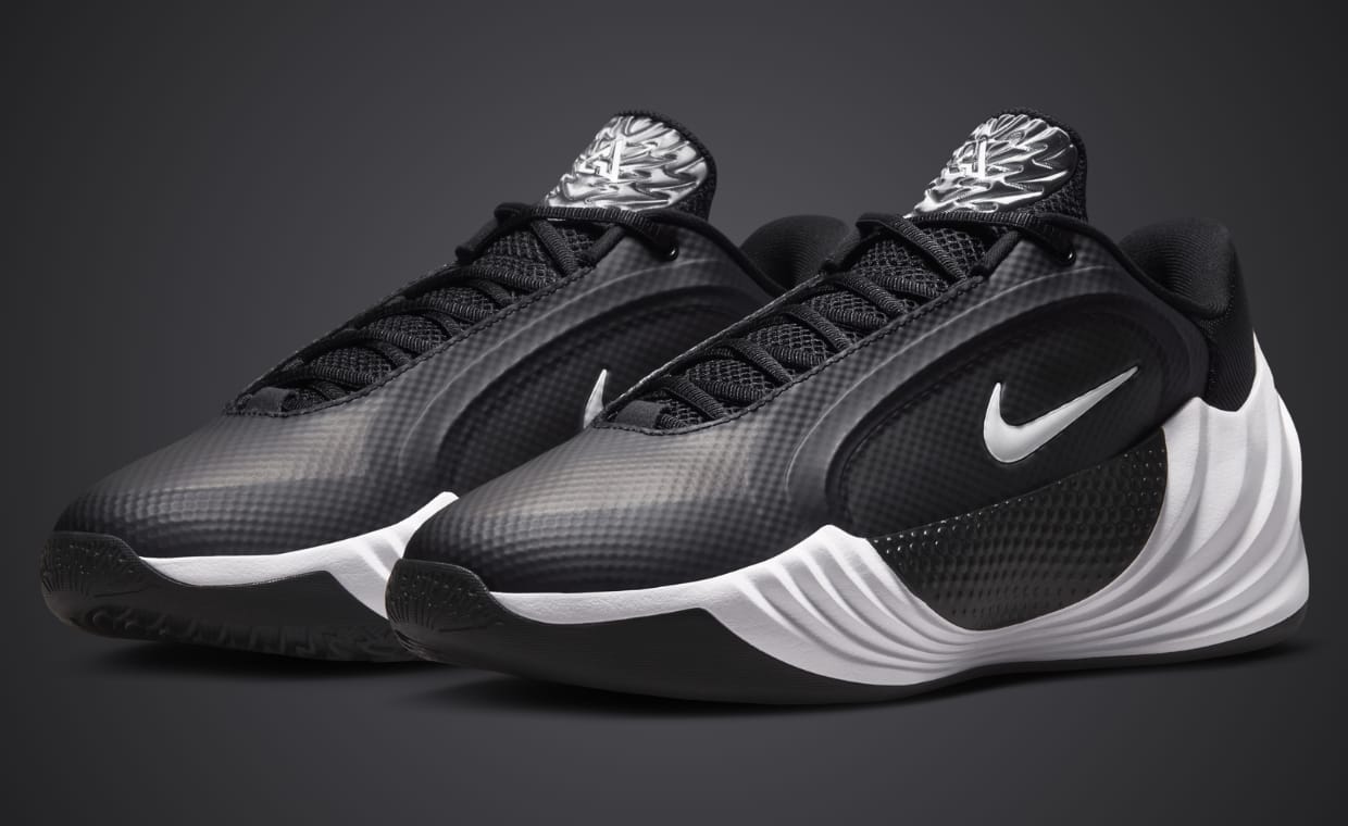 Official Images of the Nike Giannis Freak 8 Black White Have Landed