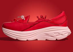 HOKA Bondi Mary Jane Cerise - Lateral