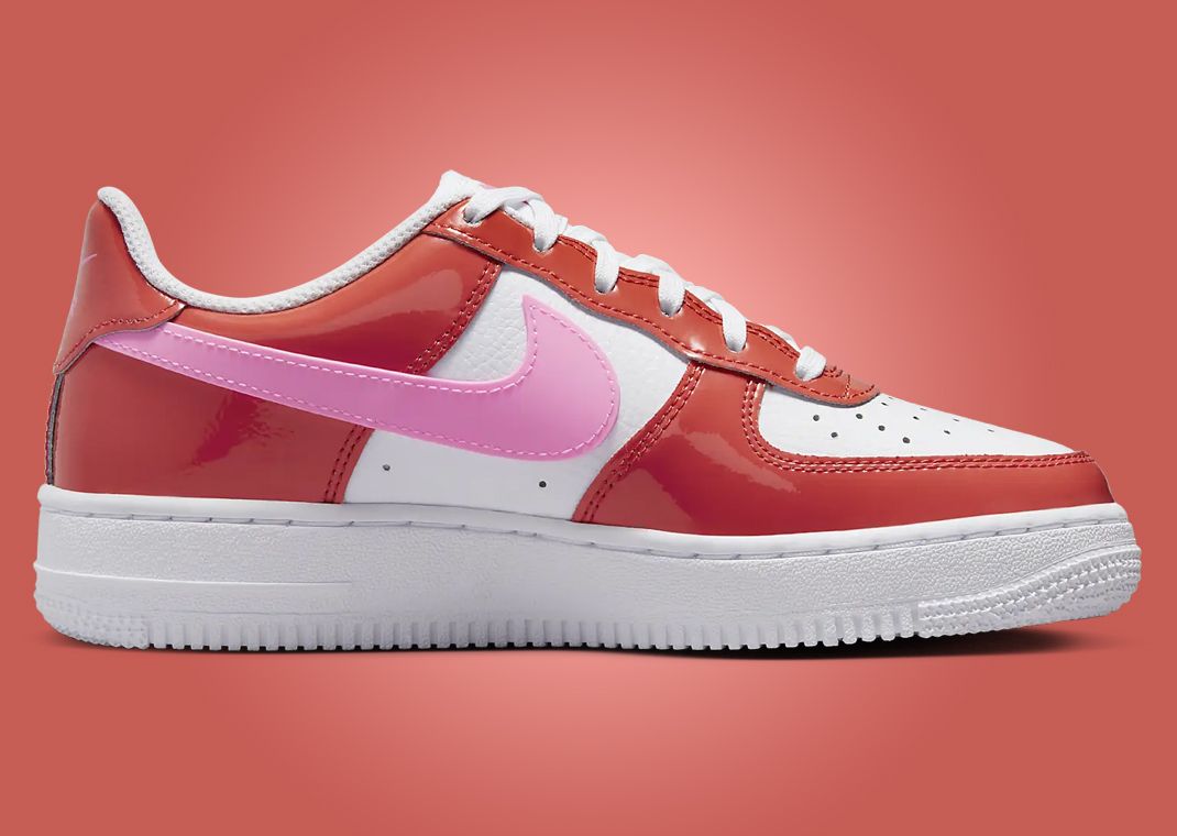 Nike Air Force 1 Low Valentine’s Day (GS) Medial