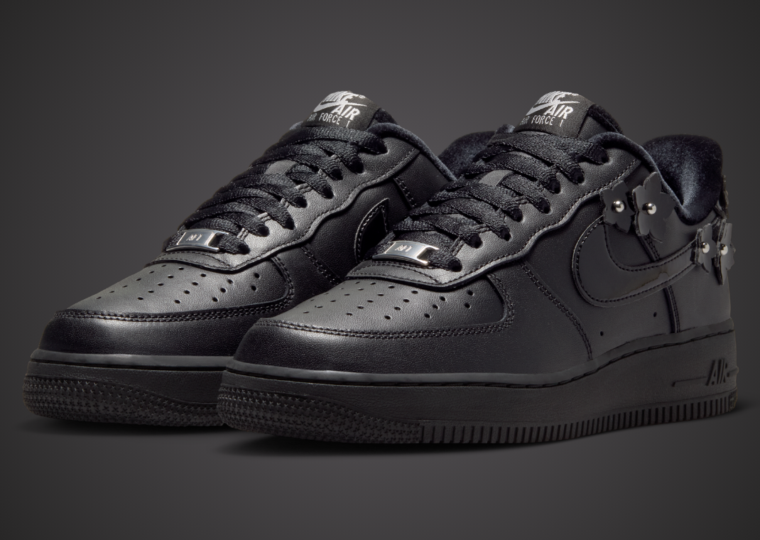 Nike Air Force 1 Low '07 Flowers Black - Angle