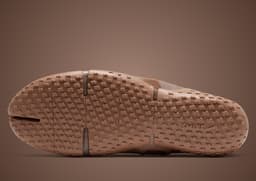 NikeSKIMS Rift Mesh Archaeo Brown - Bottom